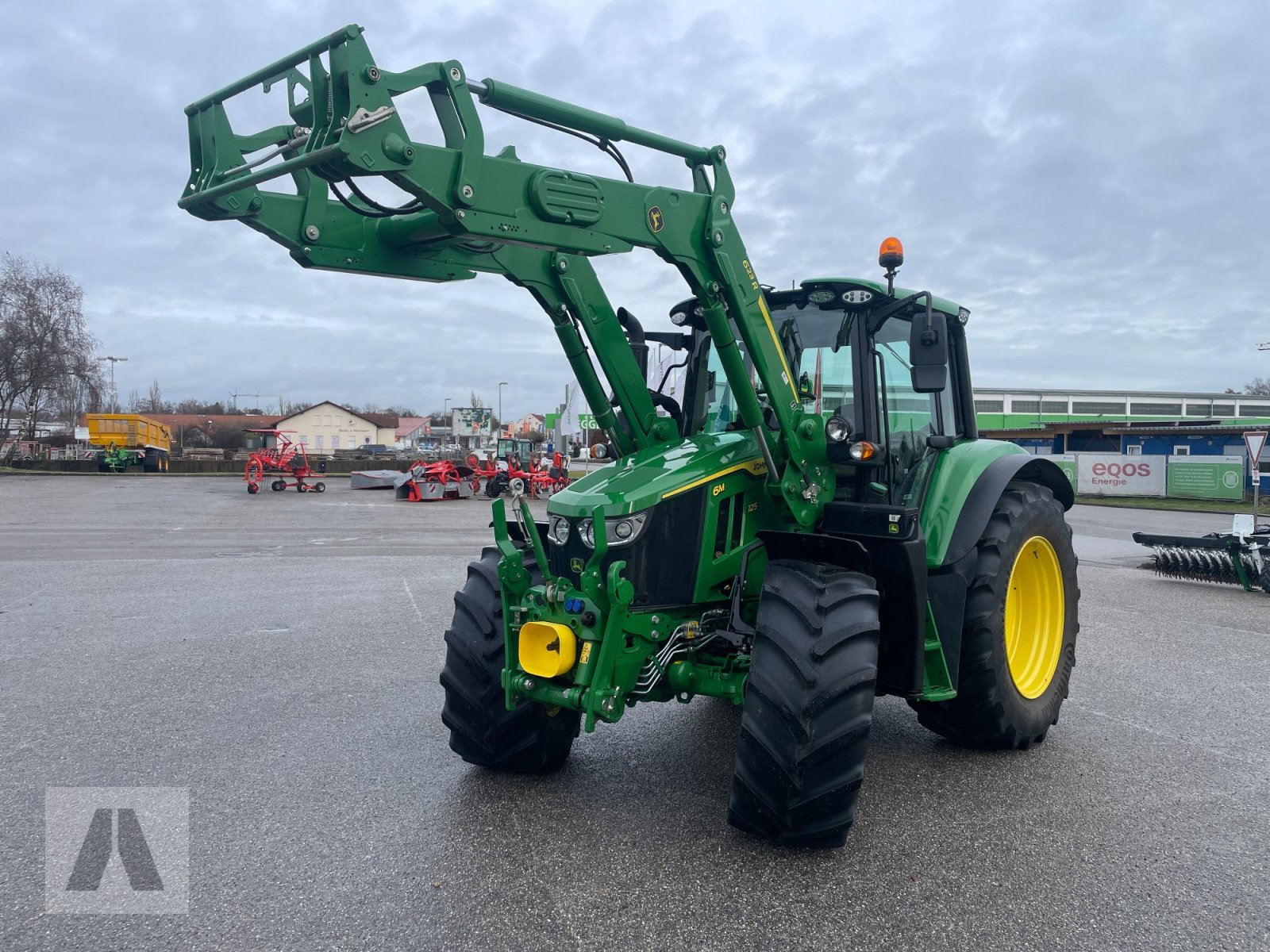 Traktor типа John Deere 6M125, Gebrauchtmaschine в Eggenfelden (Фотография 8)