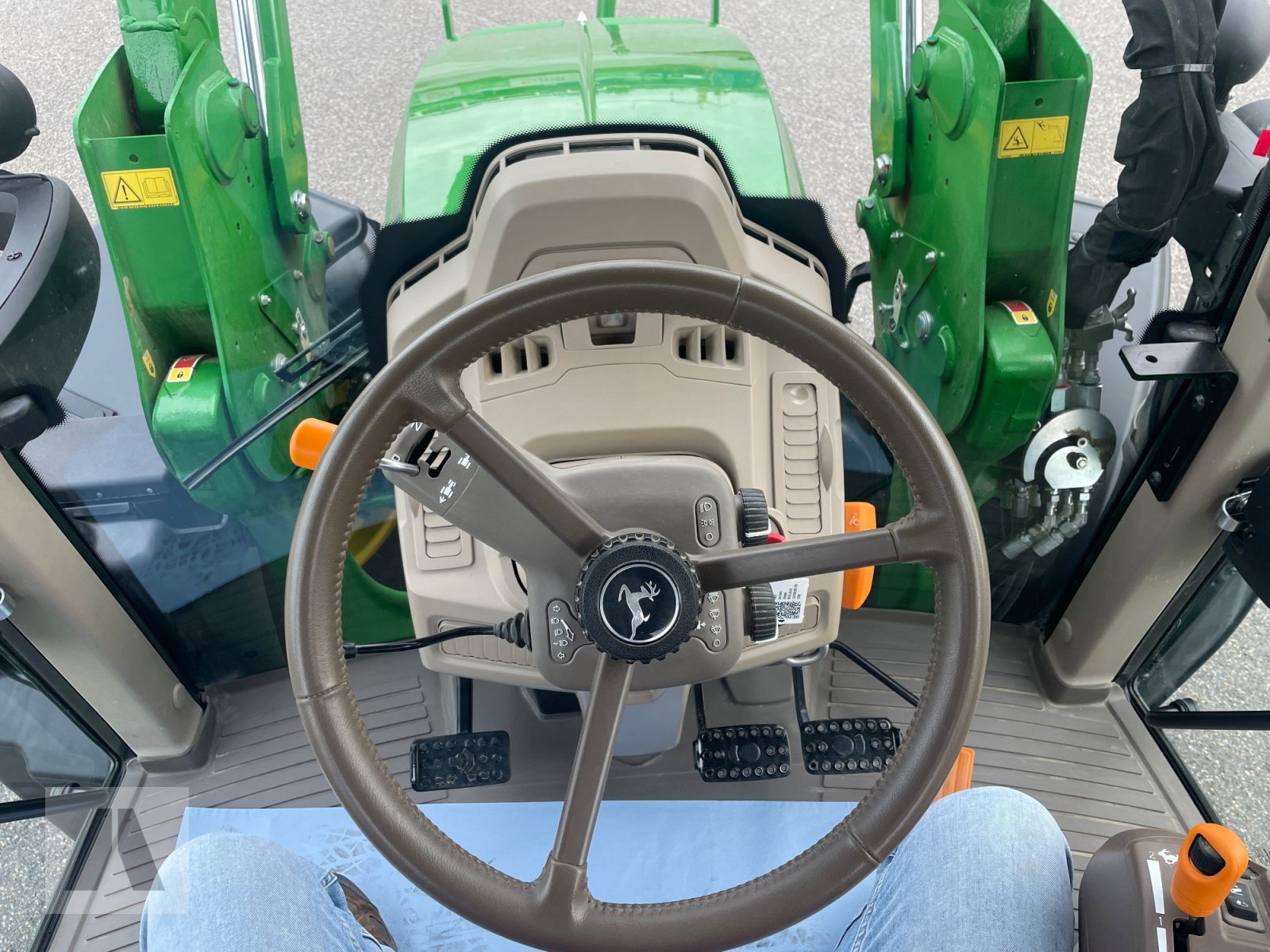 Traktor типа John Deere 6M125, Gebrauchtmaschine в Eggenfelden (Фотография 21)