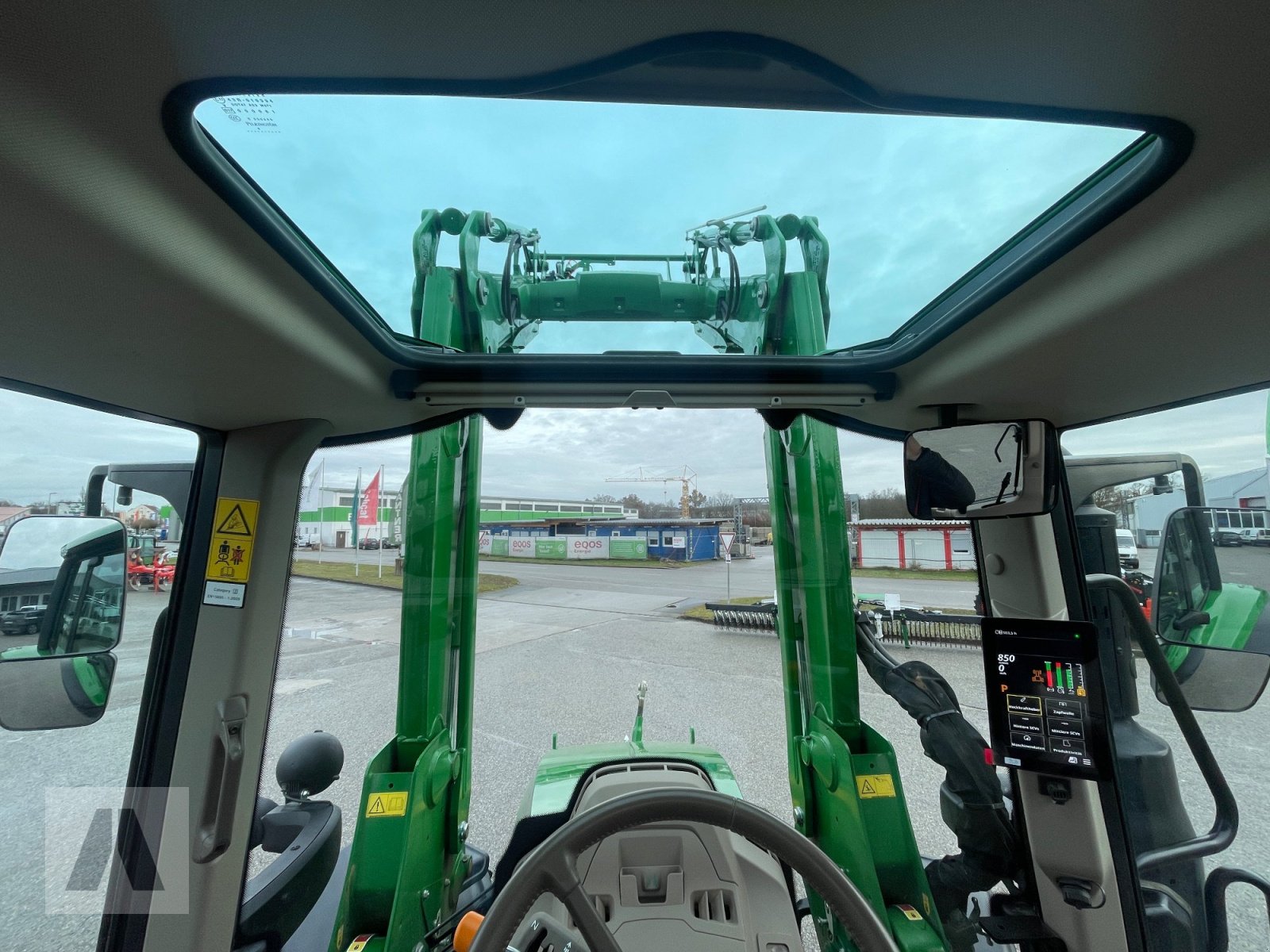 Traktor типа John Deere 6M125, Gebrauchtmaschine в Eggenfelden (Фотография 24)