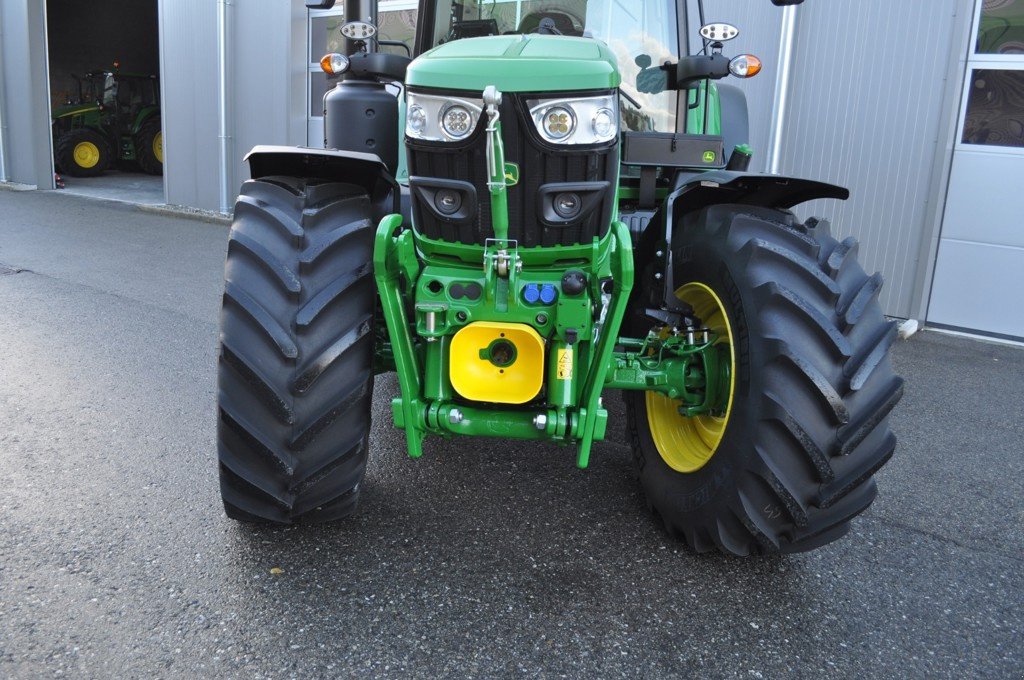 Traktor del tipo John Deere 6M150, Neumaschine In Grolley (Immagine 2)