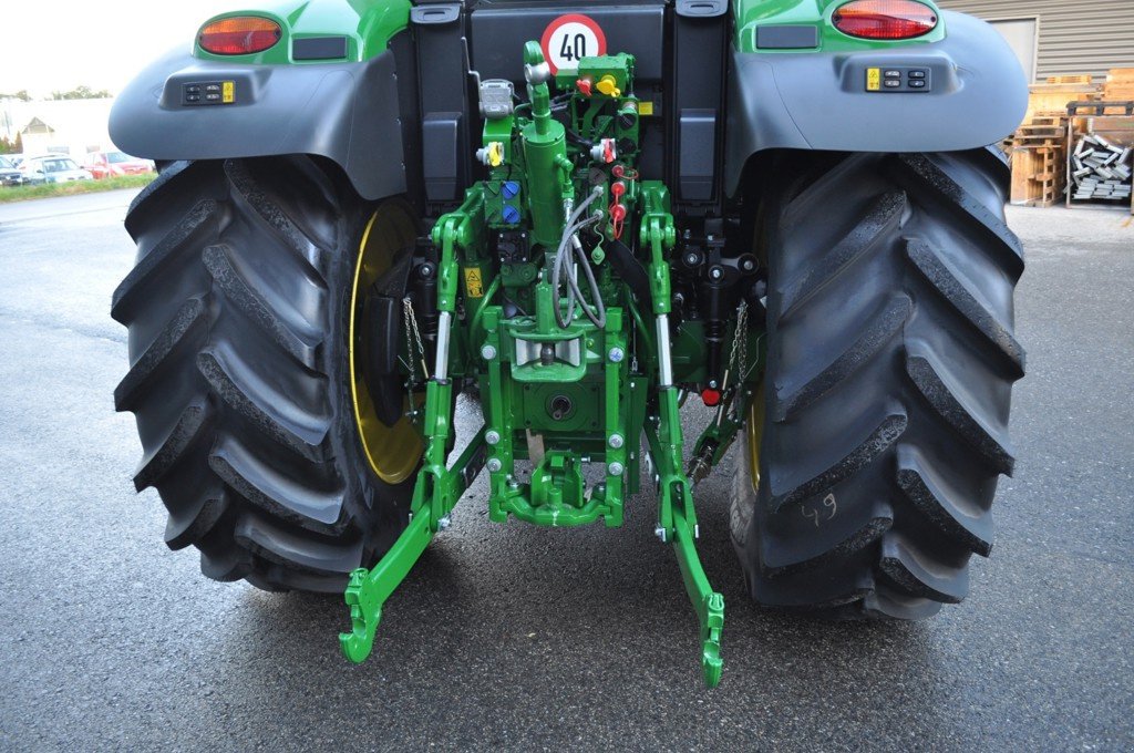 Traktor del tipo John Deere 6M150, Neumaschine In Grolley (Immagine 5)