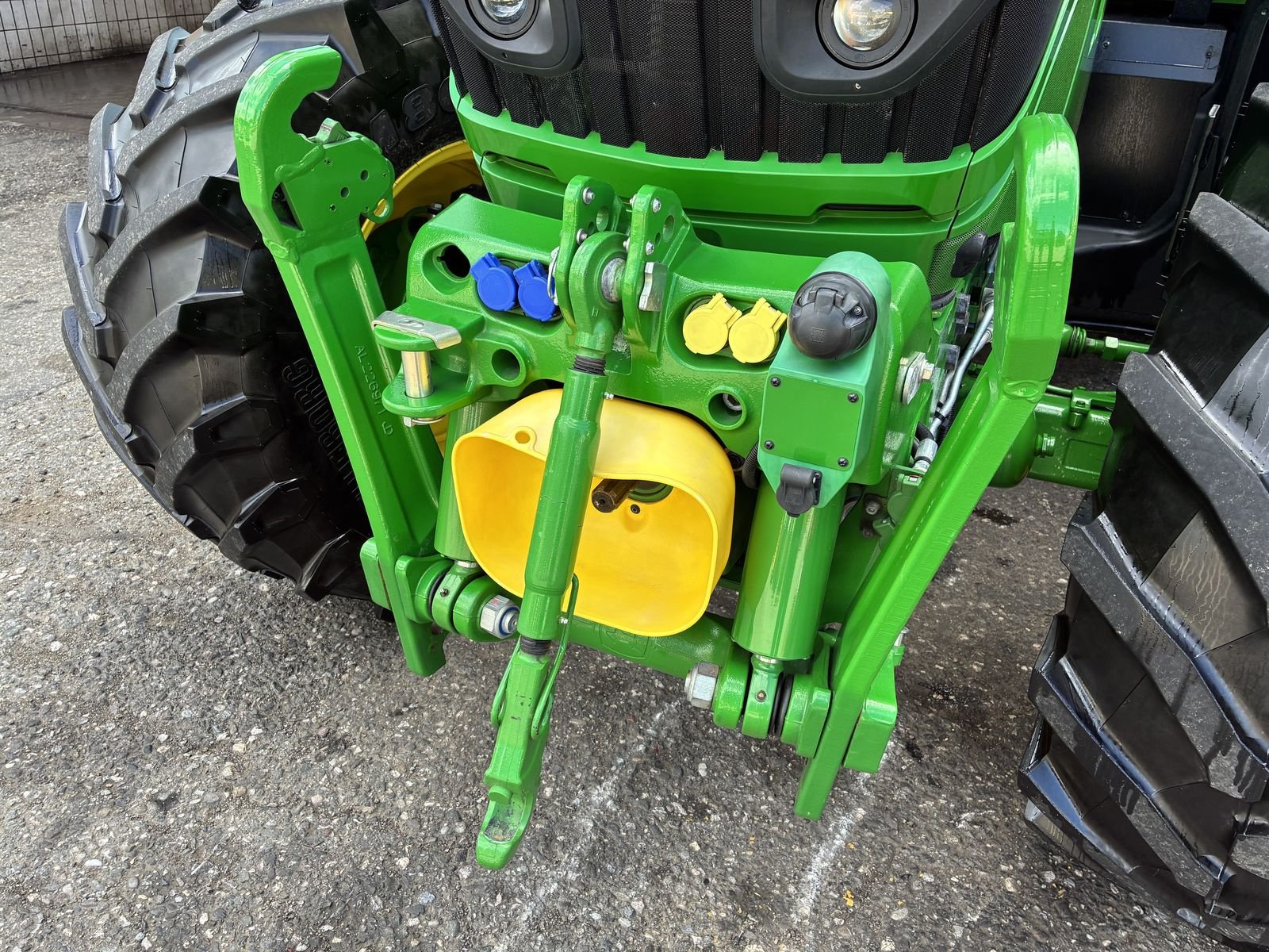 Traktor typu John Deere 6M155 POWRQUAD PLUS, Gebrauchtmaschine v Villach (Obrázek 3)