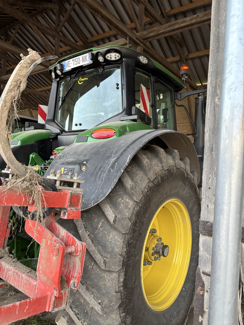 Traktor от тип John Deere 6M240, Gebrauchtmaschine в VERT TOULON (Снимка 11)