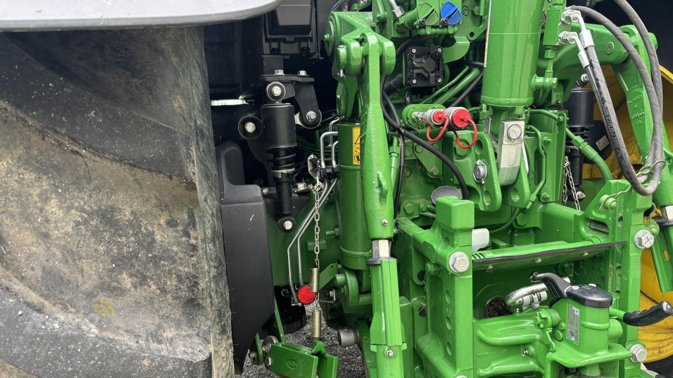 Traktor of the type John Deere 6M240, Gebrauchtmaschine in Aurich (Picture 27)