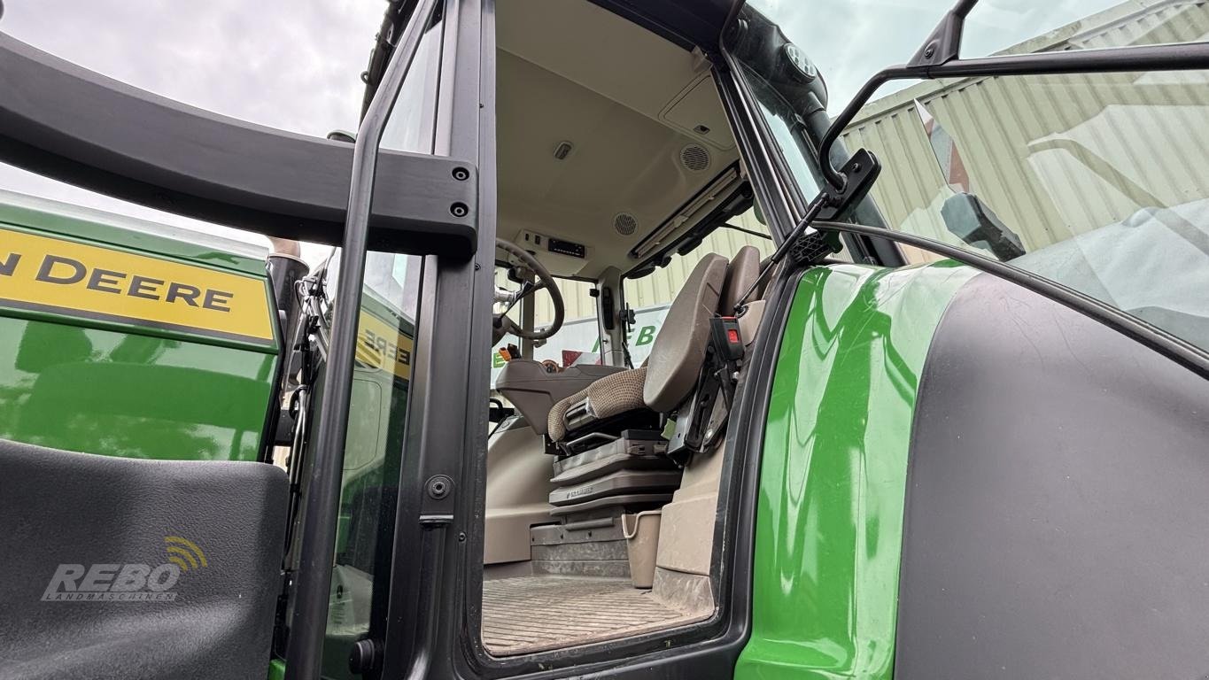 Traktor of the type John Deere 6M240, Gebrauchtmaschine in Aurich (Picture 28)