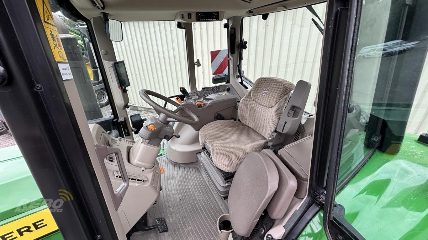 Traktor of the type John Deere 6M240, Gebrauchtmaschine in Aurich (Picture 29)