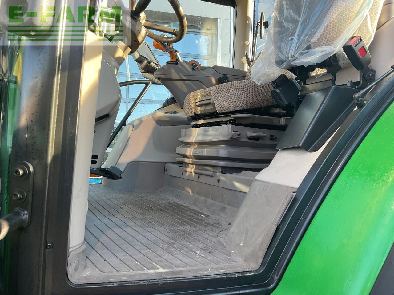 Traktor del tipo John Deere 6R 110, Gebrauchtmaschine en REDLHAM (Imagen 11)