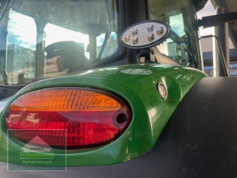 Traktor van het type John Deere 6R 110, Neumaschine in Enns (Foto 15)