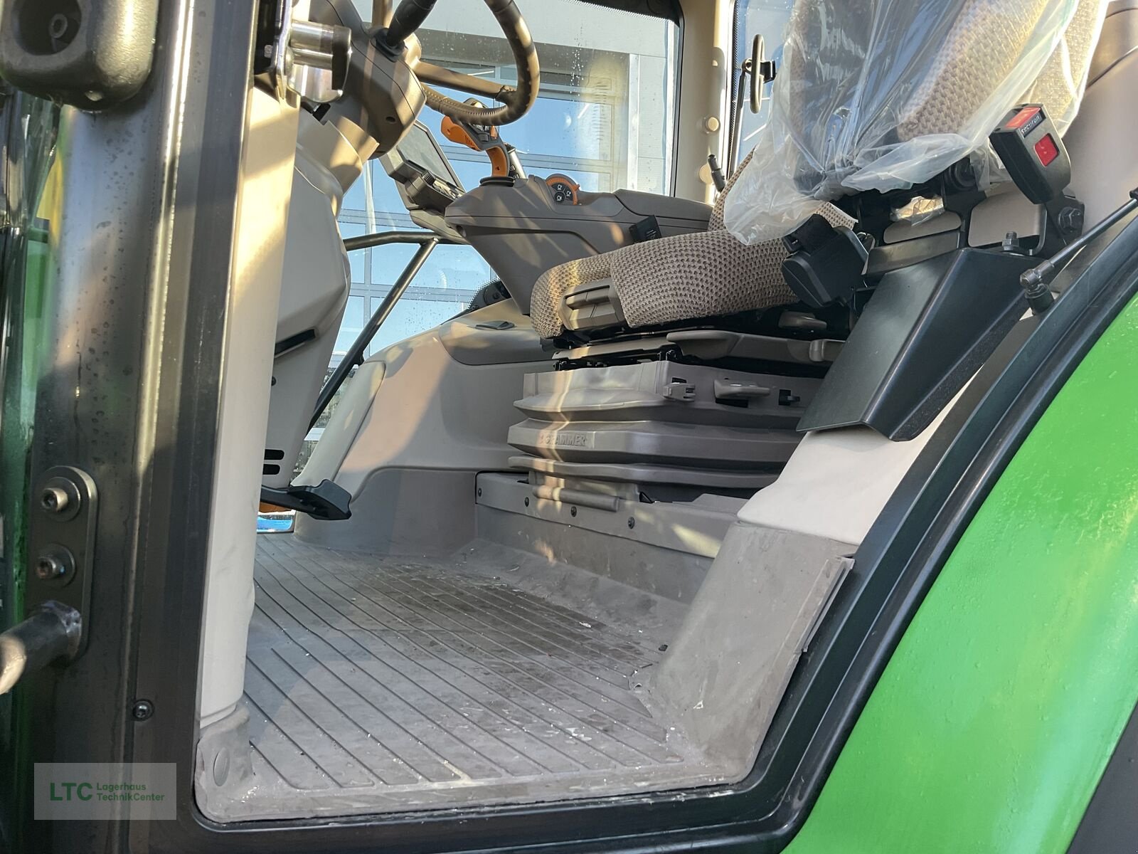 Traktor typu John Deere 6R 110, Vorführmaschine v Redlham (Obrázek 5)