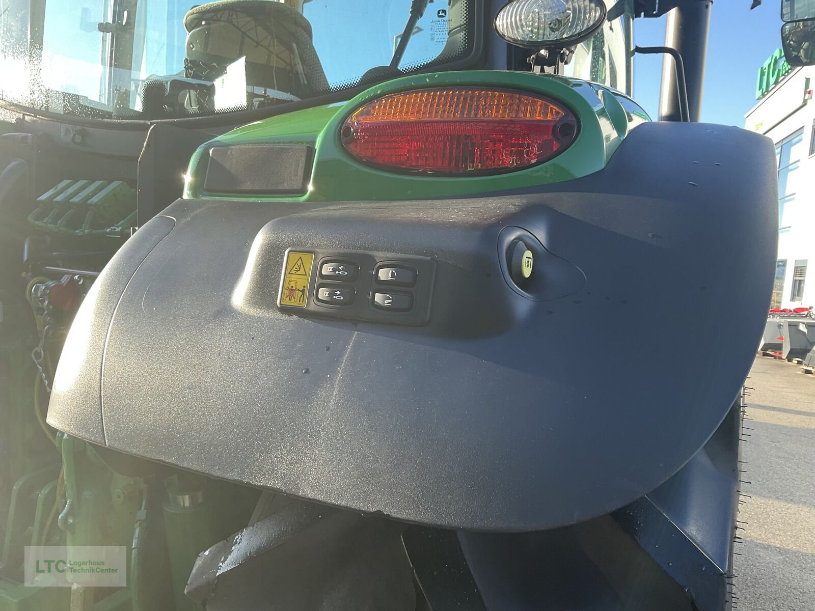 Traktor typu John Deere 6R 110, Vorführmaschine v Redlham (Obrázek 30)