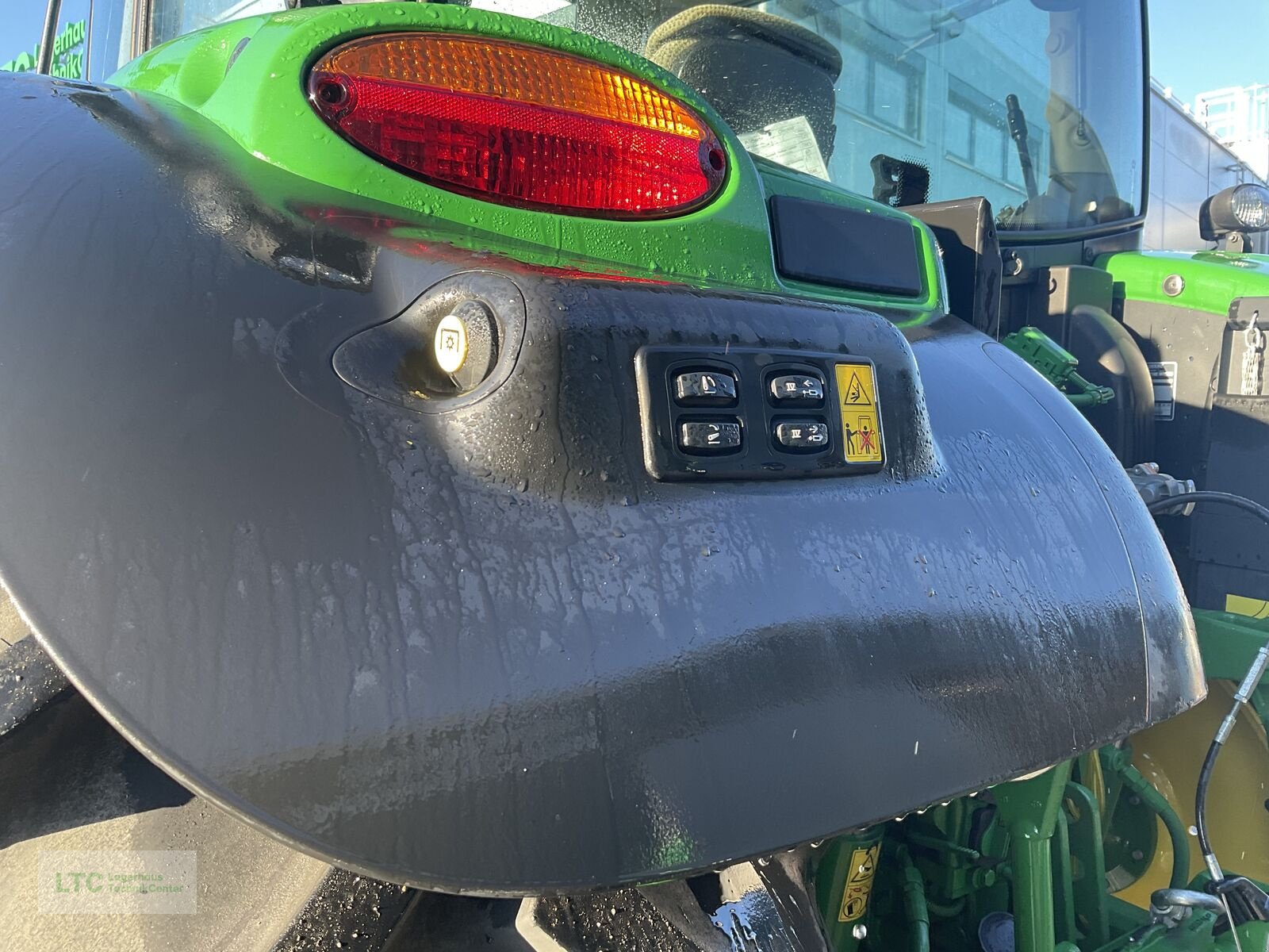 Traktor typu John Deere 6R 110, Vorführmaschine v Redlham (Obrázek 25)