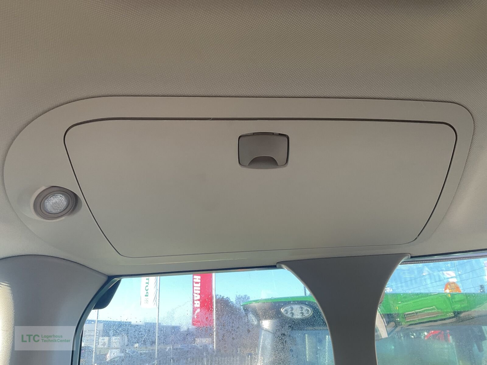 Traktor typu John Deere 6R 110, Vorführmaschine v Redlham (Obrázek 31)