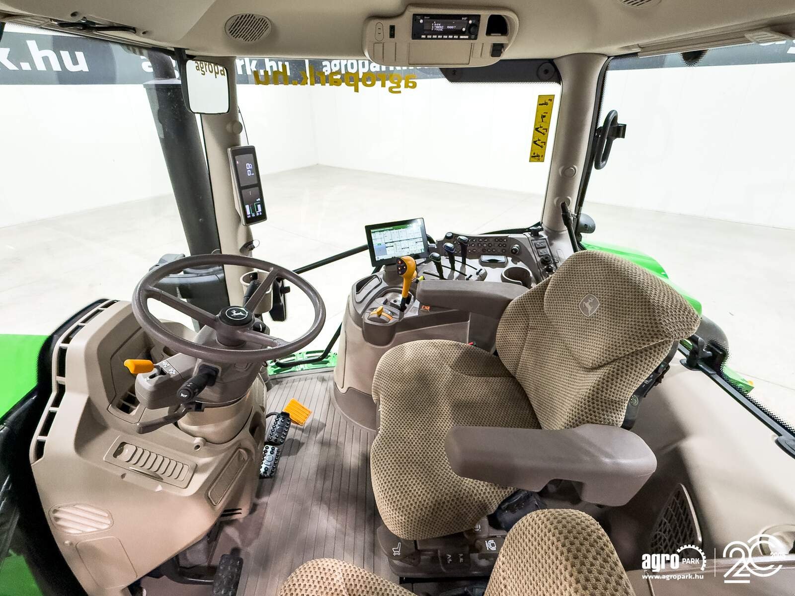 Traktor a típus John Deere 6R 120, Gebrauchtmaschine ekkor: Csengele (Kép 8)