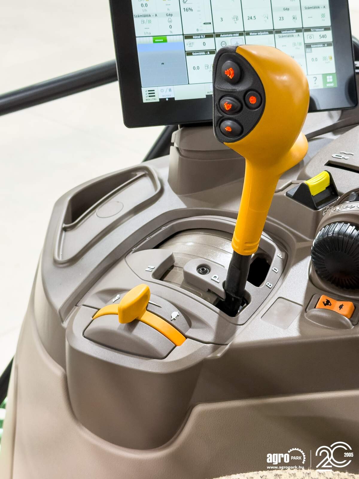 Traktor a típus John Deere 6R 120, Gebrauchtmaschine ekkor: Csengele (Kép 13)