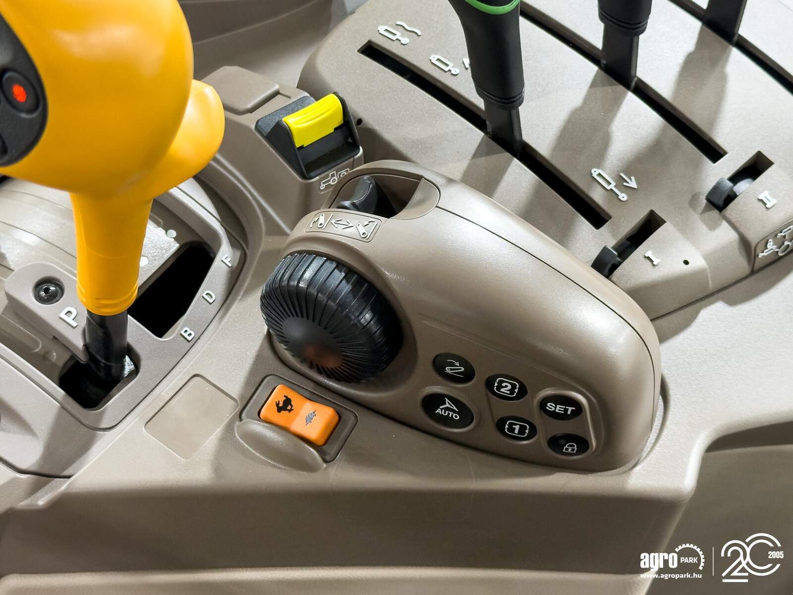 Traktor a típus John Deere 6R 120, Gebrauchtmaschine ekkor: Csengele (Kép 15)