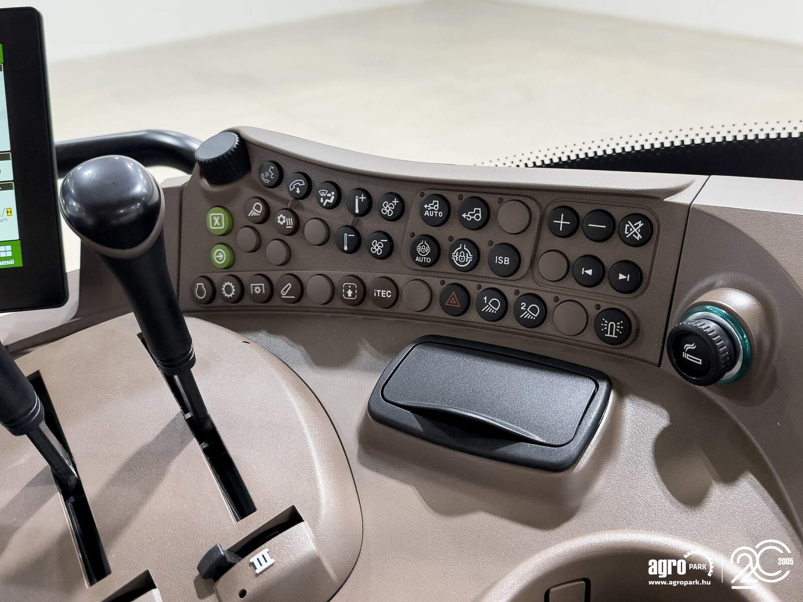 Traktor a típus John Deere 6R 120, Gebrauchtmaschine ekkor: Csengele (Kép 17)