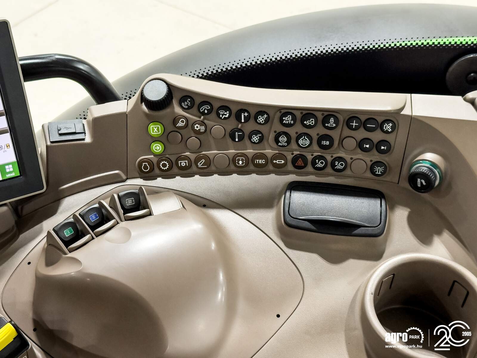 Traktor del tipo John Deere 6R 130, Gebrauchtmaschine In Csengele (Immagine 19)