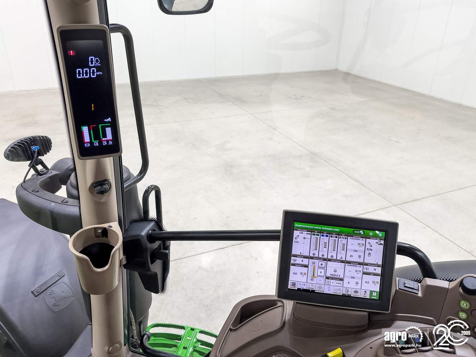 Traktor del tipo John Deere 6R 130, Gebrauchtmaschine In Csengele (Immagine 22)