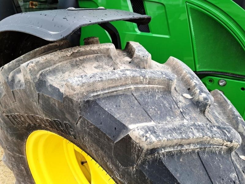 Traktor of the type John Deere 6R 130, Gebrauchtmaschine in SAINT-GERMAIN DU PUY (Picture 3)