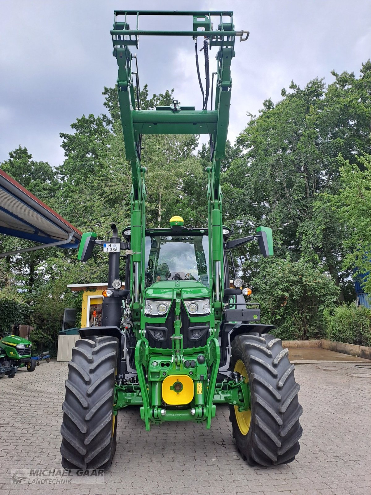 Traktor типа John Deere 6R 130, Gebrauchtmaschine в Höhenkirchen-Siegertsbrunn (Фотография 11)
