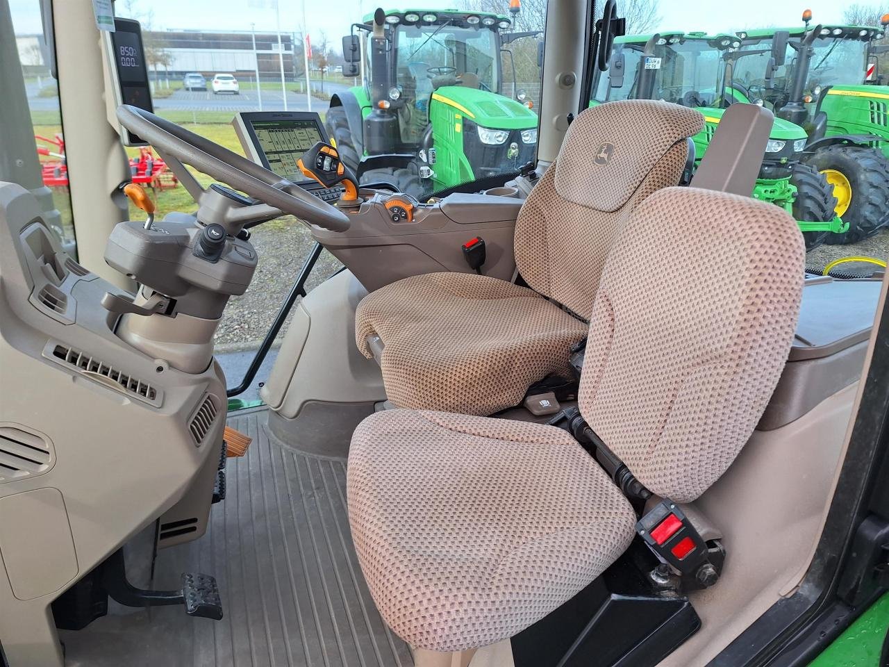 Traktor типа John Deere 6R 130, Gebrauchtmaschine в Niederkirchen (Фотография 10)