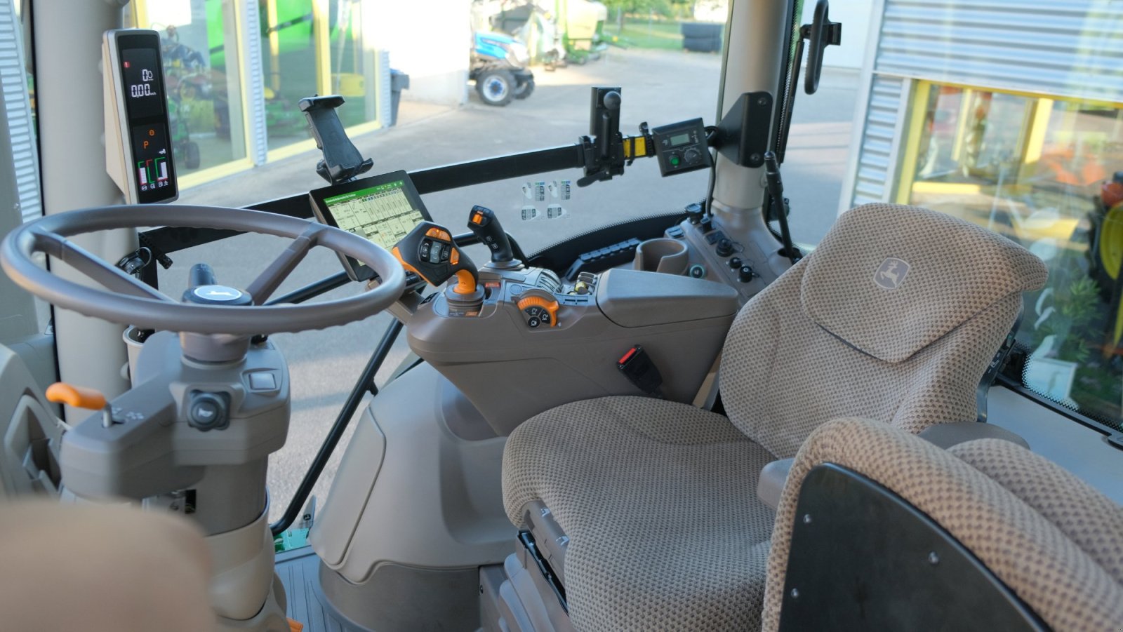 Traktor typu John Deere 6R 140, Gebrauchtmaschine v Biberach (Obrázek 15)