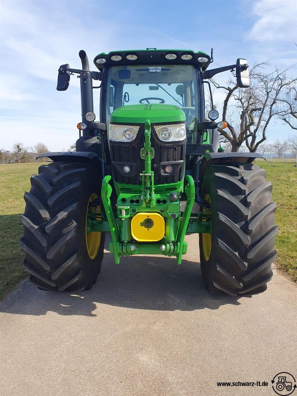 Traktor of the type John Deere 6R 145, Neumaschine in Aspach (Picture 13)