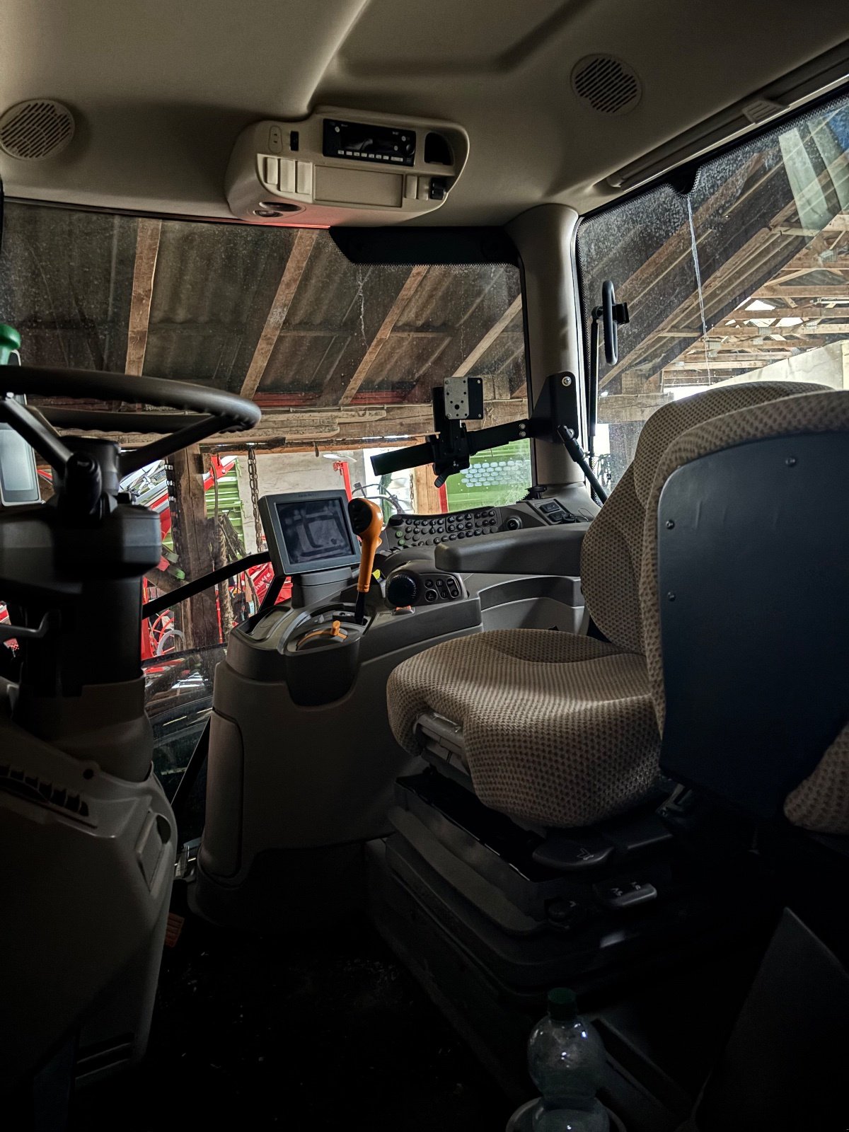 Traktor van het type John Deere 6R 145, Gebrauchtmaschine in Warburg (Foto 5)