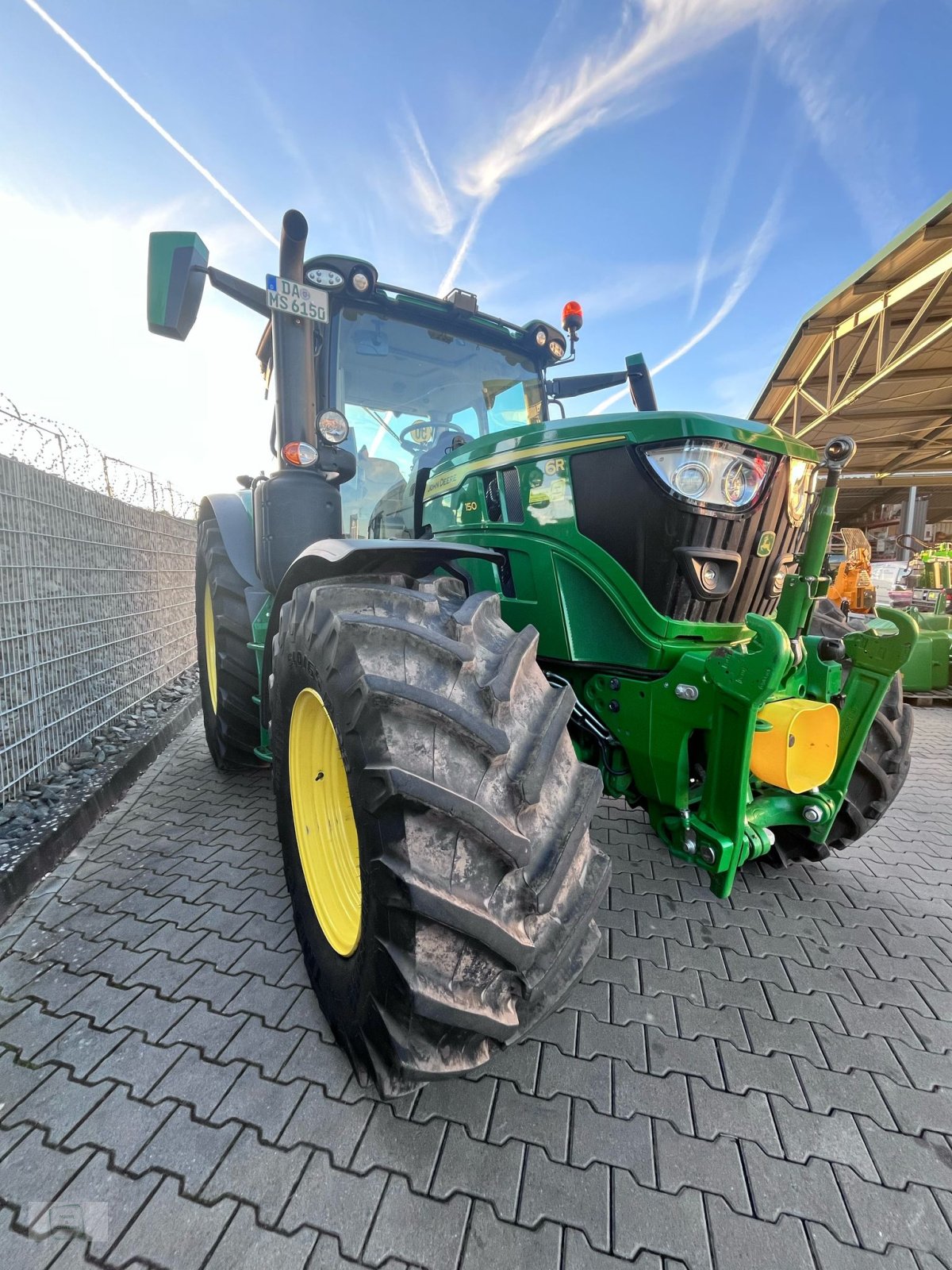 Traktor des Typs John Deere 6R 150 Garativerlängerung 1500 H, Neumaschine in Gross-Bieberau (Bild 5)