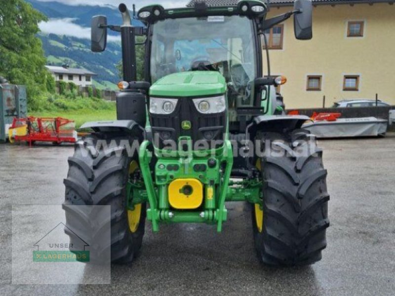 Traktor des Typs John Deere 6R 150, Neumaschine in Schlitters (Bild 1)
