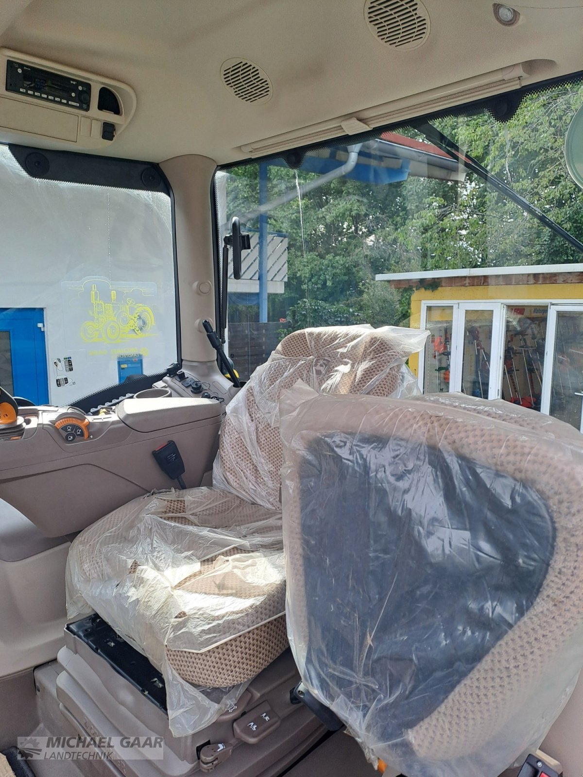 Traktor a típus John Deere 6R 150, Gebrauchtmaschine ekkor: Höhenkirchen-Siegertsbrunn (Kép 8)