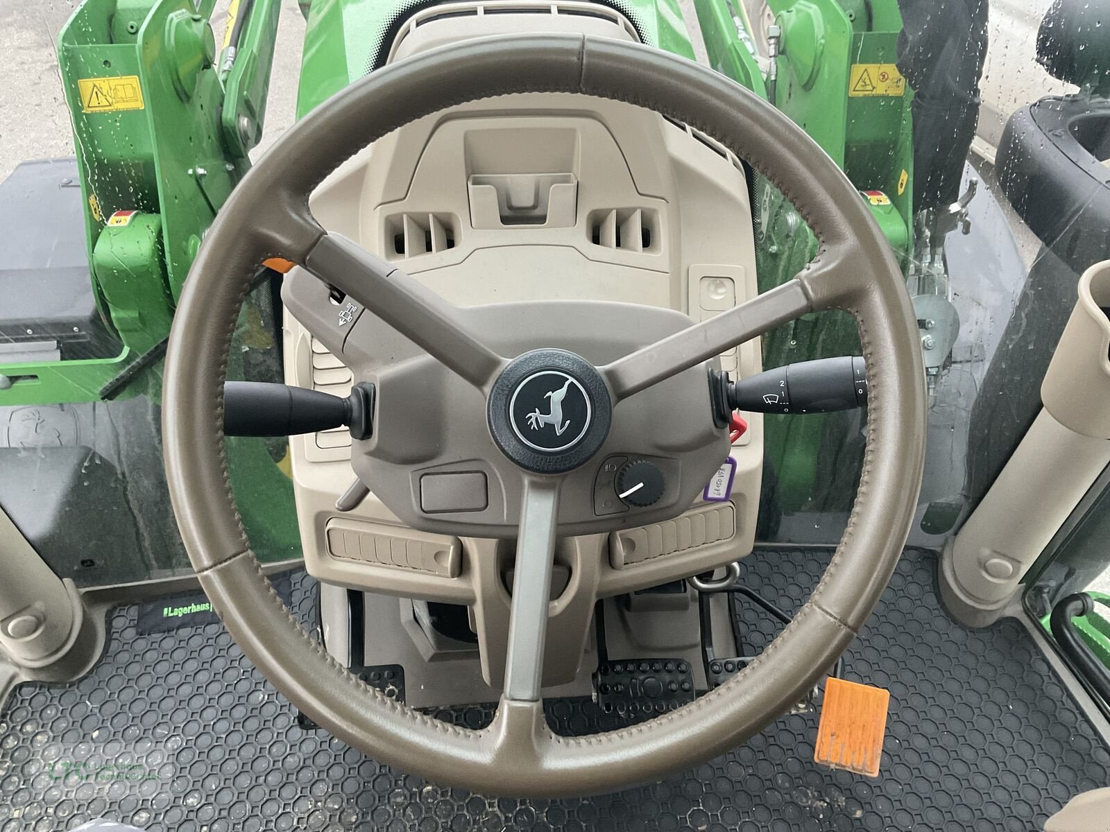 Traktor des Typs John Deere 6R 150, Vorführmaschine in Redlham (Bild 11)