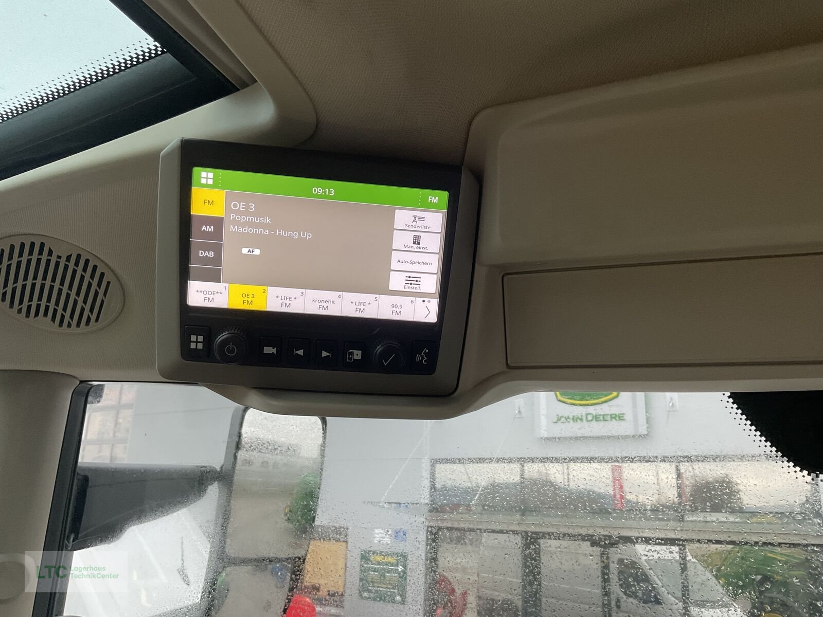 Traktor des Typs John Deere 6R 150, Vorführmaschine in Redlham (Bild 25)