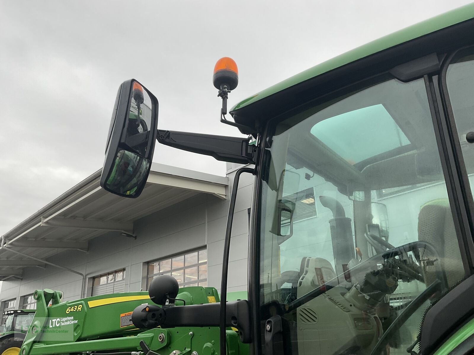 Traktor des Typs John Deere 6R 150, Vorführmaschine in Redlham (Bild 31)