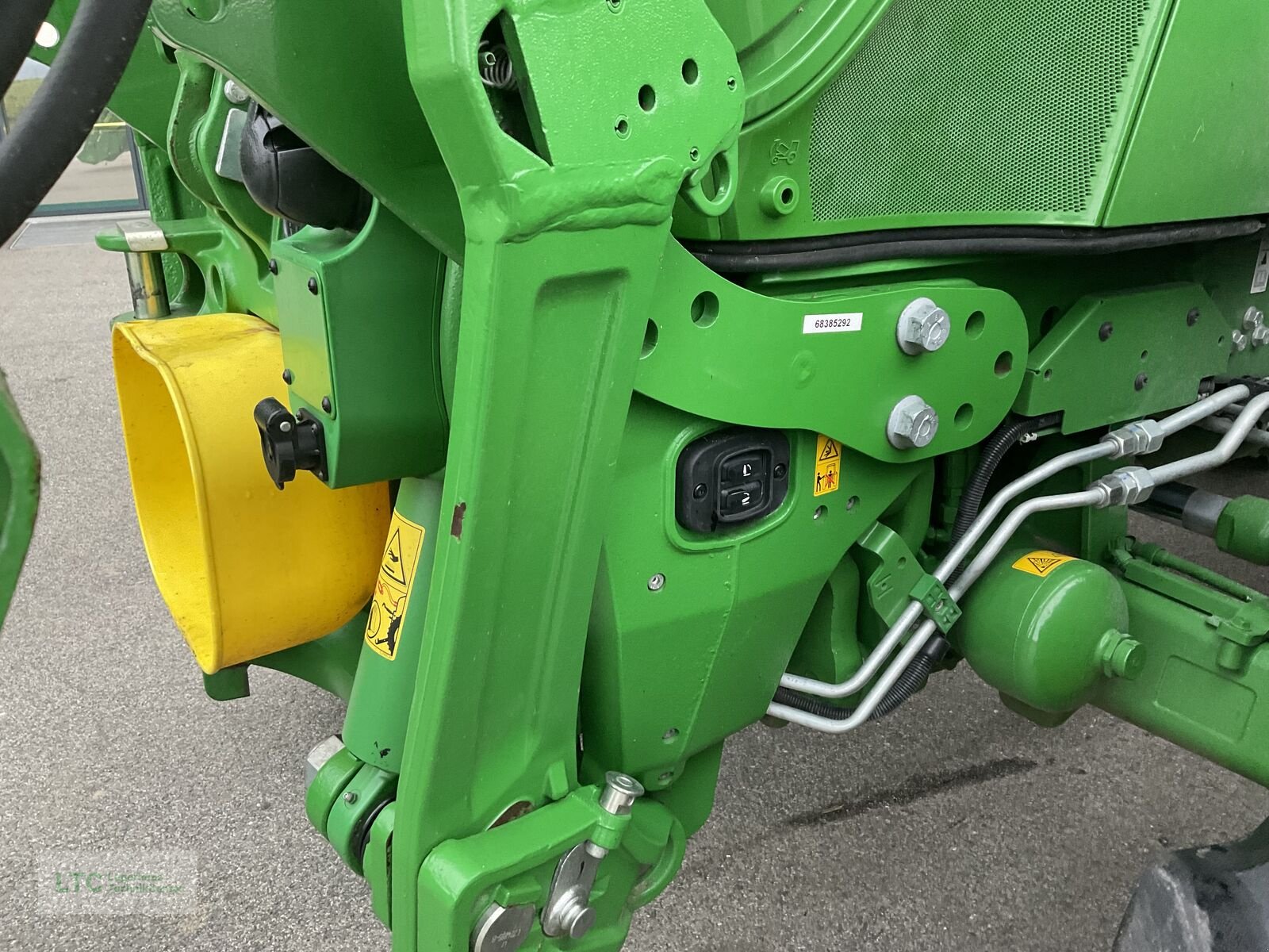 Traktor des Typs John Deere 6R 150, Vorführmaschine in Redlham (Bild 28)