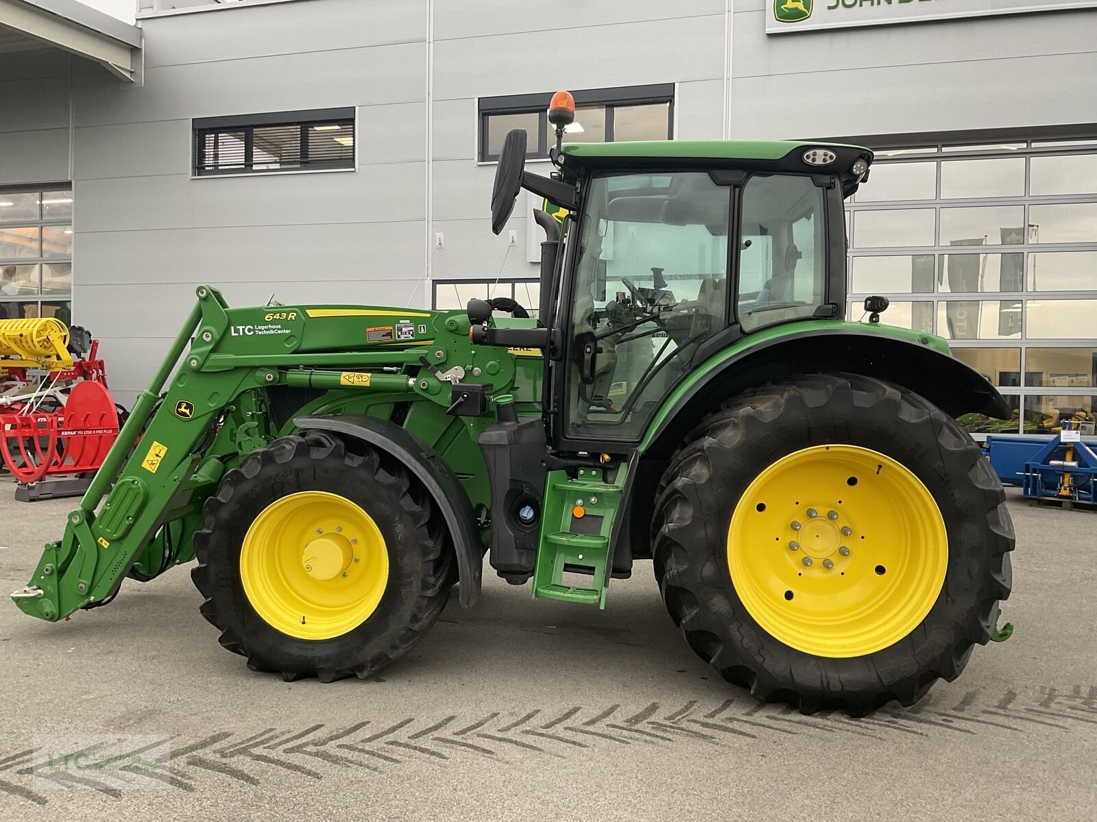 Traktor des Typs John Deere 6R 150, Vorführmaschine in Redlham (Bild 10)