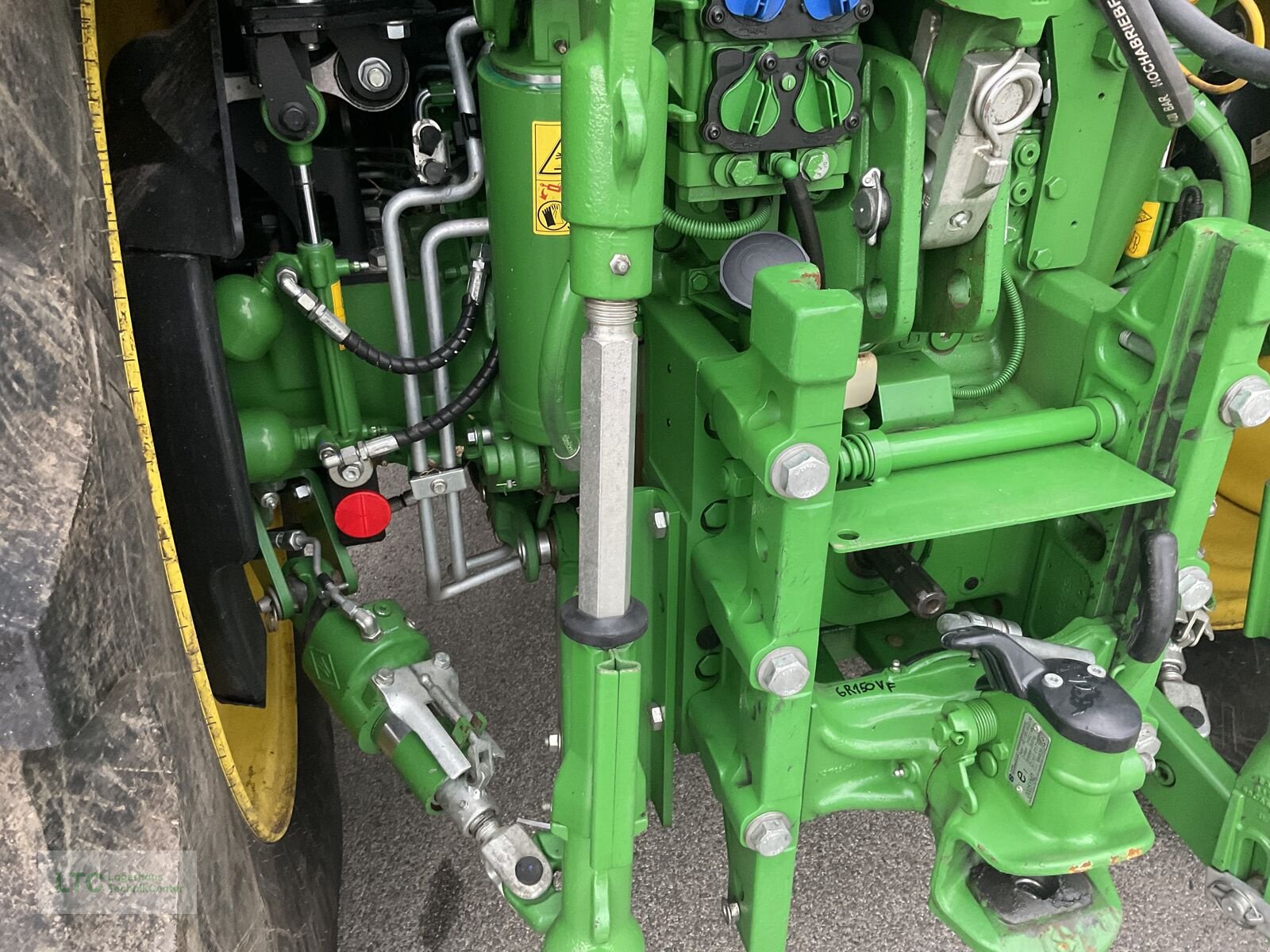 Traktor des Typs John Deere 6R 150, Vorführmaschine in Redlham (Bild 21)