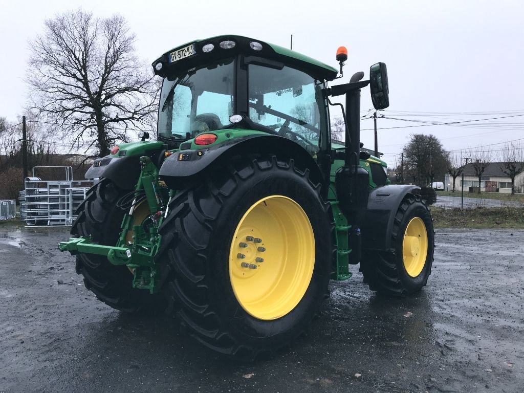 Traktor van het type John Deere 6R 155 AUTOPOWER CDE PRO, Gebrauchtmaschine in UZERCHE (Foto 3)