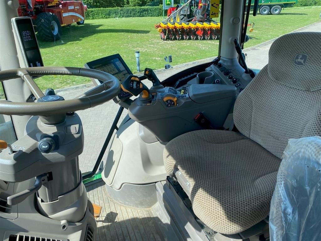 Traktor типа John Deere 6R 155 Front PTO GPS AutoTrac klar. Luft og hydraulik bremser. Front PTO. Flere på vej ind., Gebrauchtmaschine в Kolding (Фотография 7)