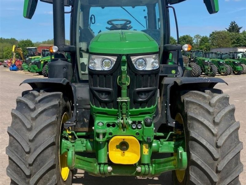 Traktor vrste John Deere 6R 155 Front PTO GPS AutoTrac klar. Luft og hydraulik bremser. Front PTO. Flere på vej ind., Gebrauchtmaschine v Kolding (Slika 1)