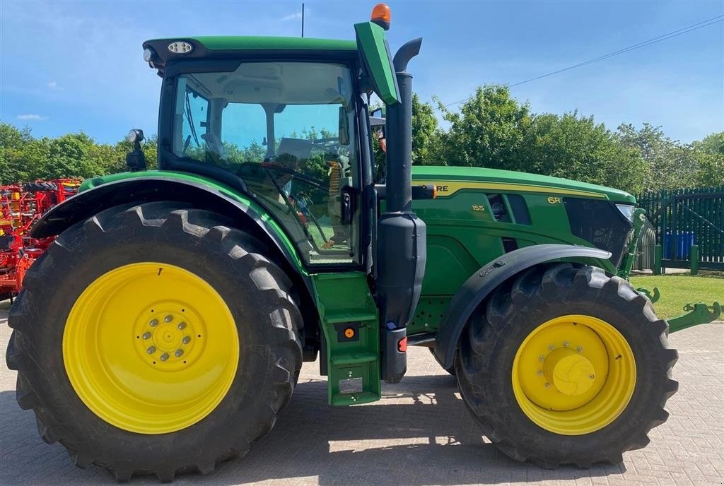 Traktor типа John Deere 6R 155 Front PTO GPS AutoTrac klar. Luft og hydraulik bremser. Front PTO. Flere på vej ind., Gebrauchtmaschine в Kolding (Фотография 4)