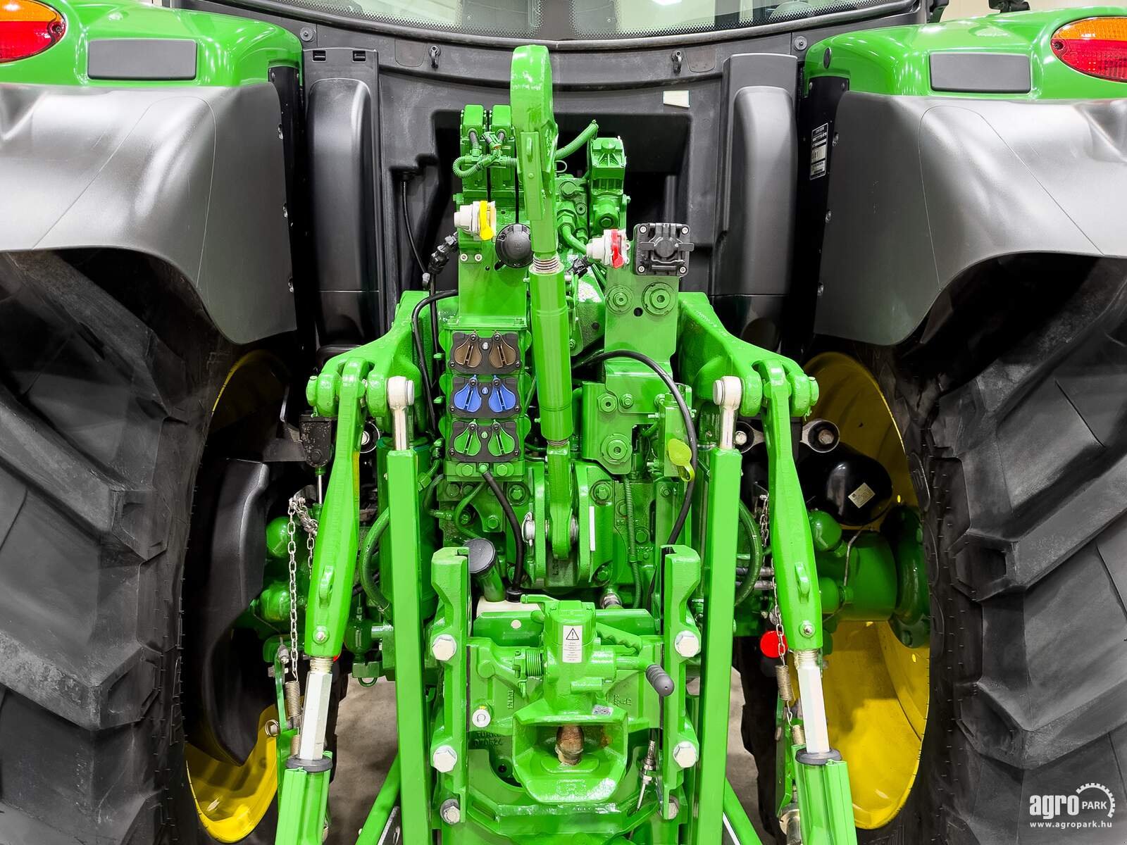 Traktor del tipo John Deere 6R 155, Gebrauchtmaschine en Csengele (Imagen 7)