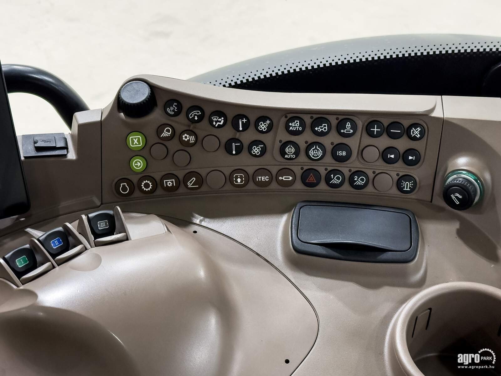 Traktor del tipo John Deere 6R 155, Gebrauchtmaschine en Csengele (Imagen 17)