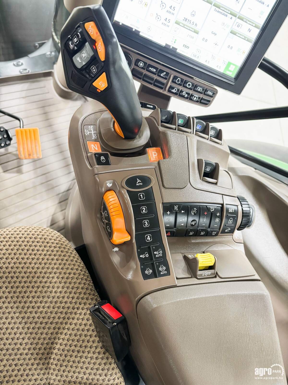 Traktor za tip John Deere 6R 155, Gebrauchtmaschine u Csengele (Slika 11)