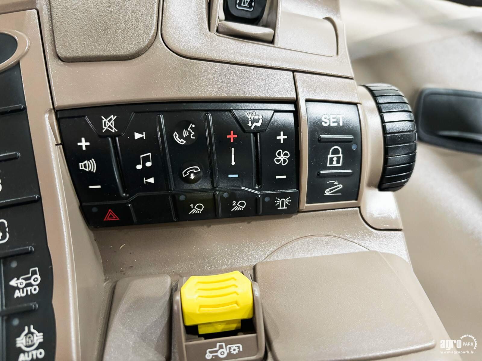 Traktor za tip John Deere 6R 155, Gebrauchtmaschine u Csengele (Slika 17)