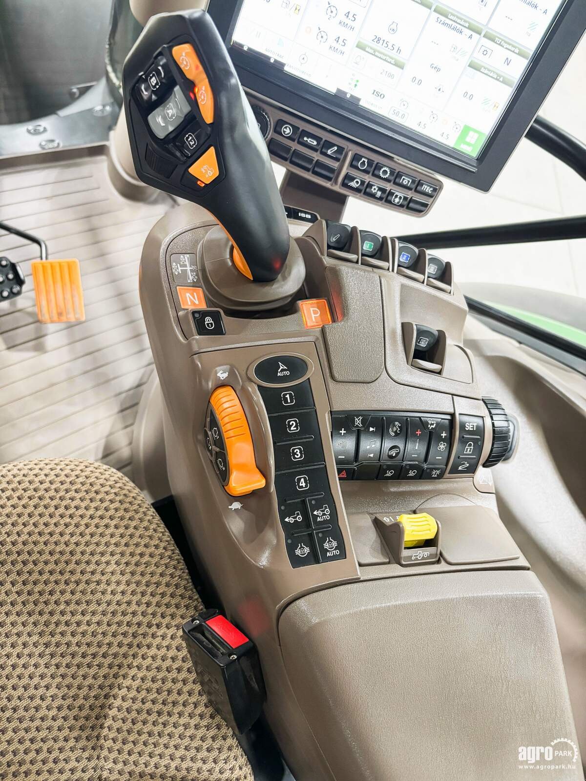 Traktor tipa John Deere 6R 155, Gebrauchtmaschine u Csengele (Slika 9)