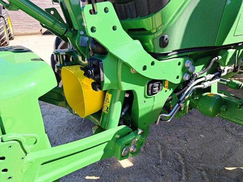 Traktor typu John Deere 6R 155, Gebrauchtmaschine v SAINT-GERMAIN DU PUY (Obrázek 5)