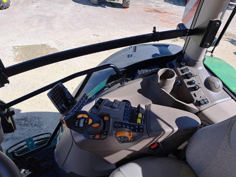 Traktor typu John Deere 6R 155, Gebrauchtmaschine v SAINT-GERMAIN DU PUY (Obrázek 10)