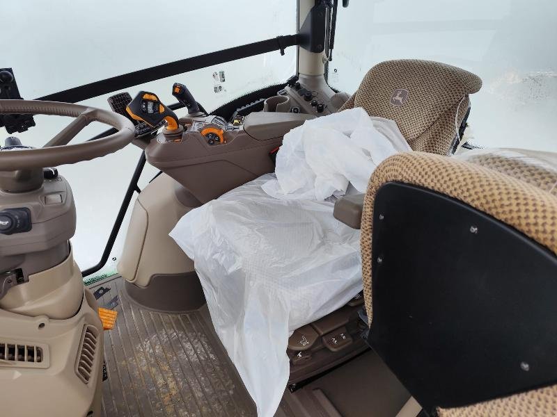 Traktor a típus John Deere 6R 155, Gebrauchtmaschine ekkor: CHAUMESNIL (Kép 8)