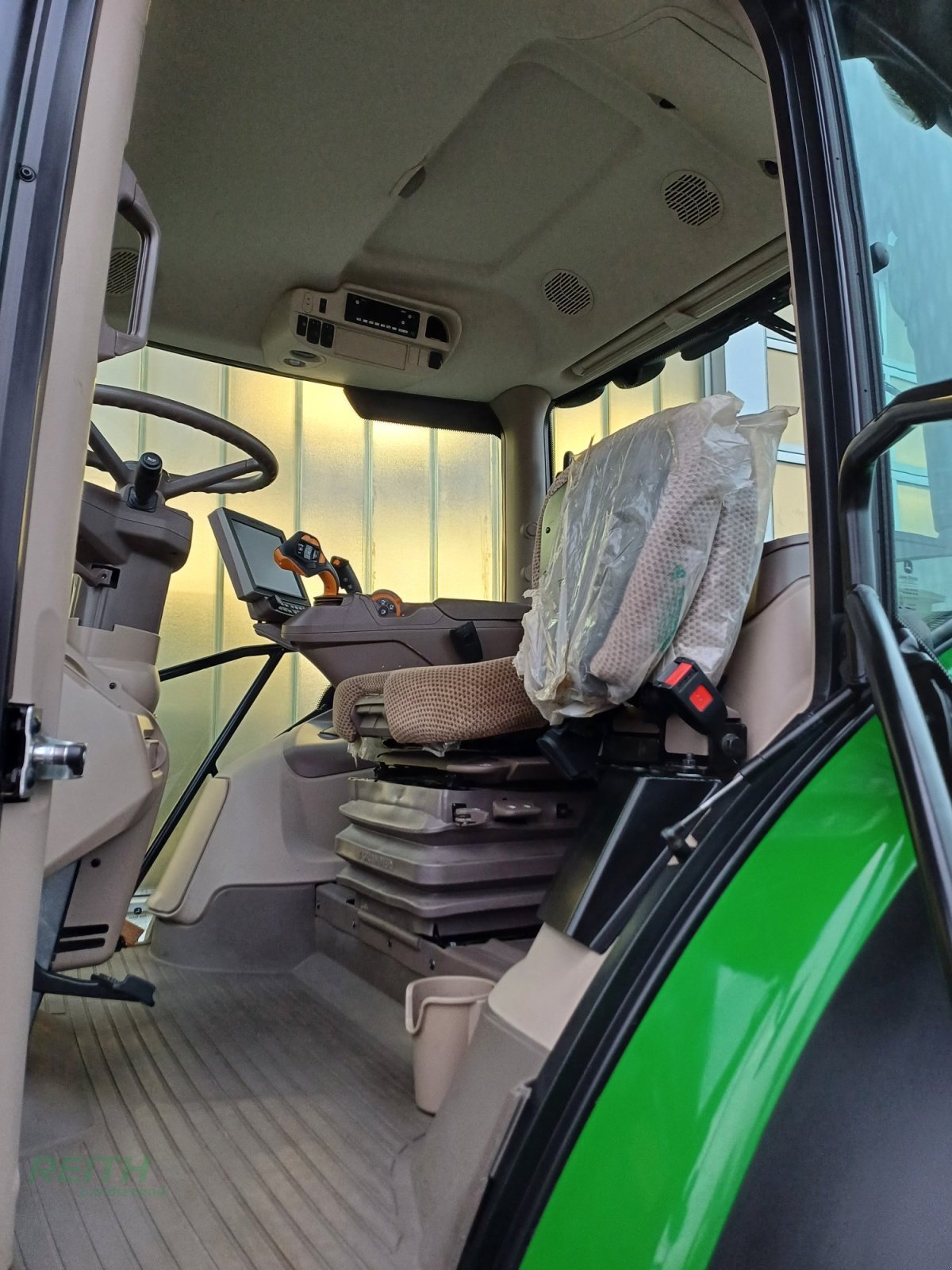 Traktor du type John Deere 6R 155, Gebrauchtmaschine en Wolnzach (Photo 16)